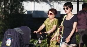 女儿爆料父亲坏毛病视频,视频揭露家庭矛盾背后的真相  第1张